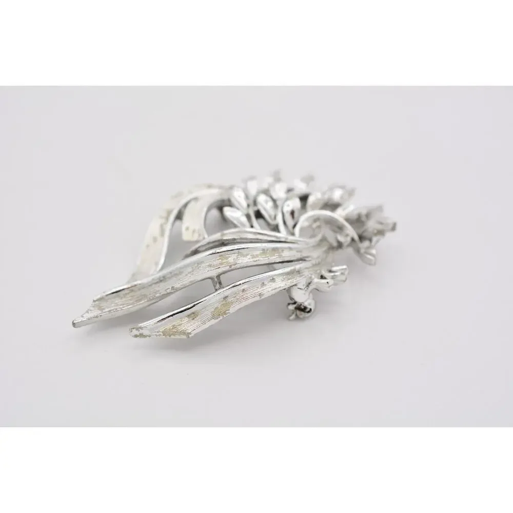 Lisner Vintage Leaf Pin Brooch Floral Textured Silver Shiny Chunky Signed Bin5A
